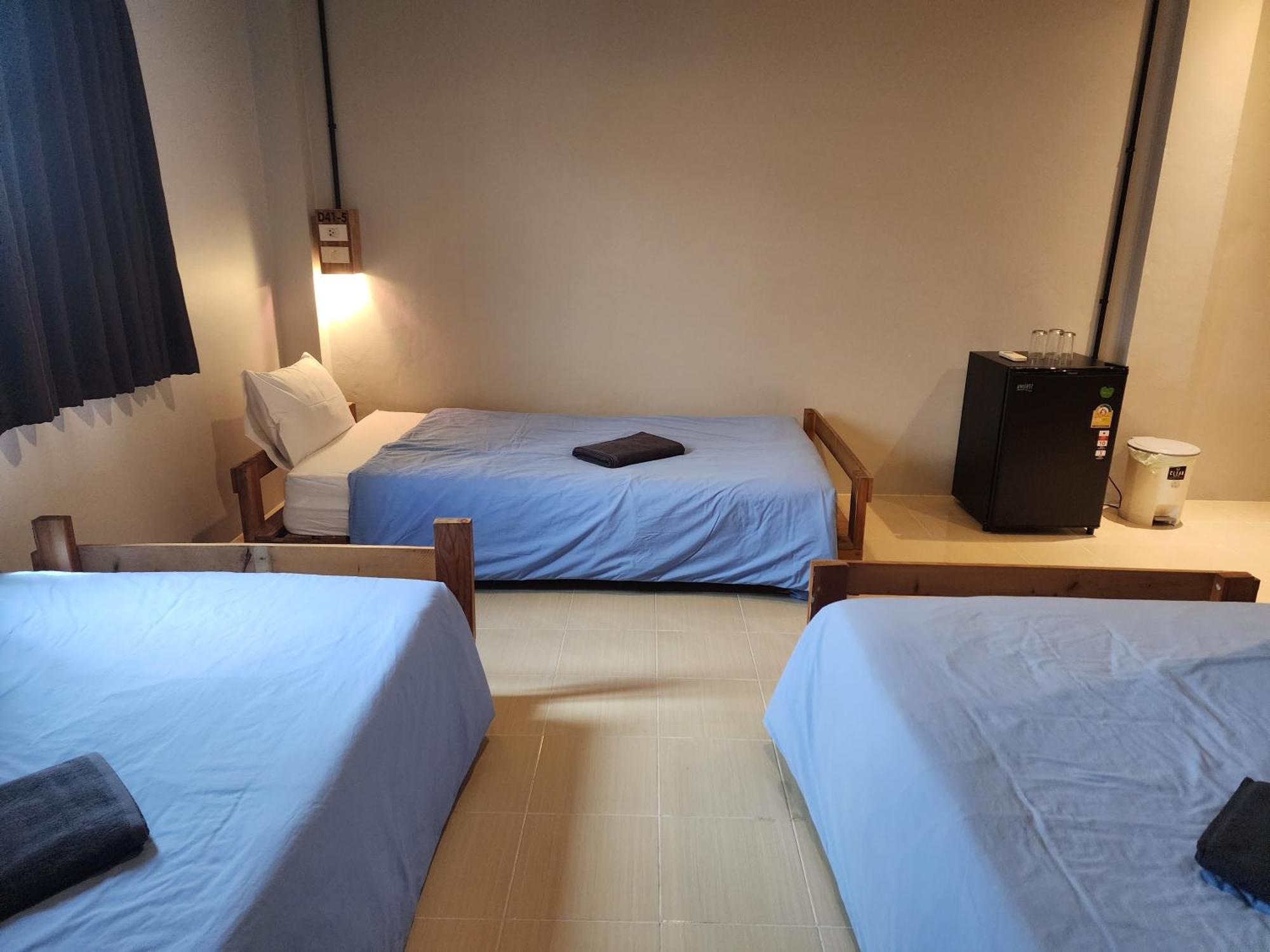 Dfeel House Vandrerhjem Patong Rom bilde